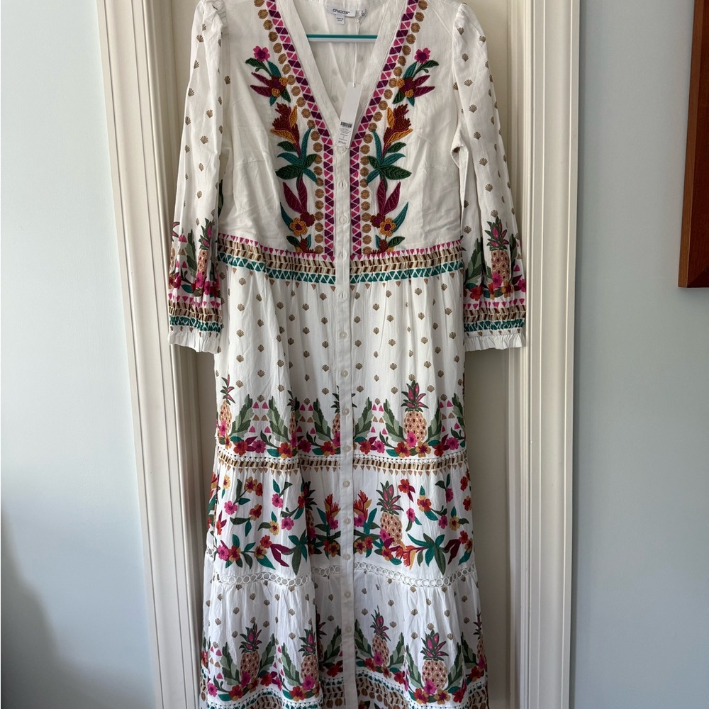 *NWT* Chico’s Beautiful Embroidered White Maxi Dress